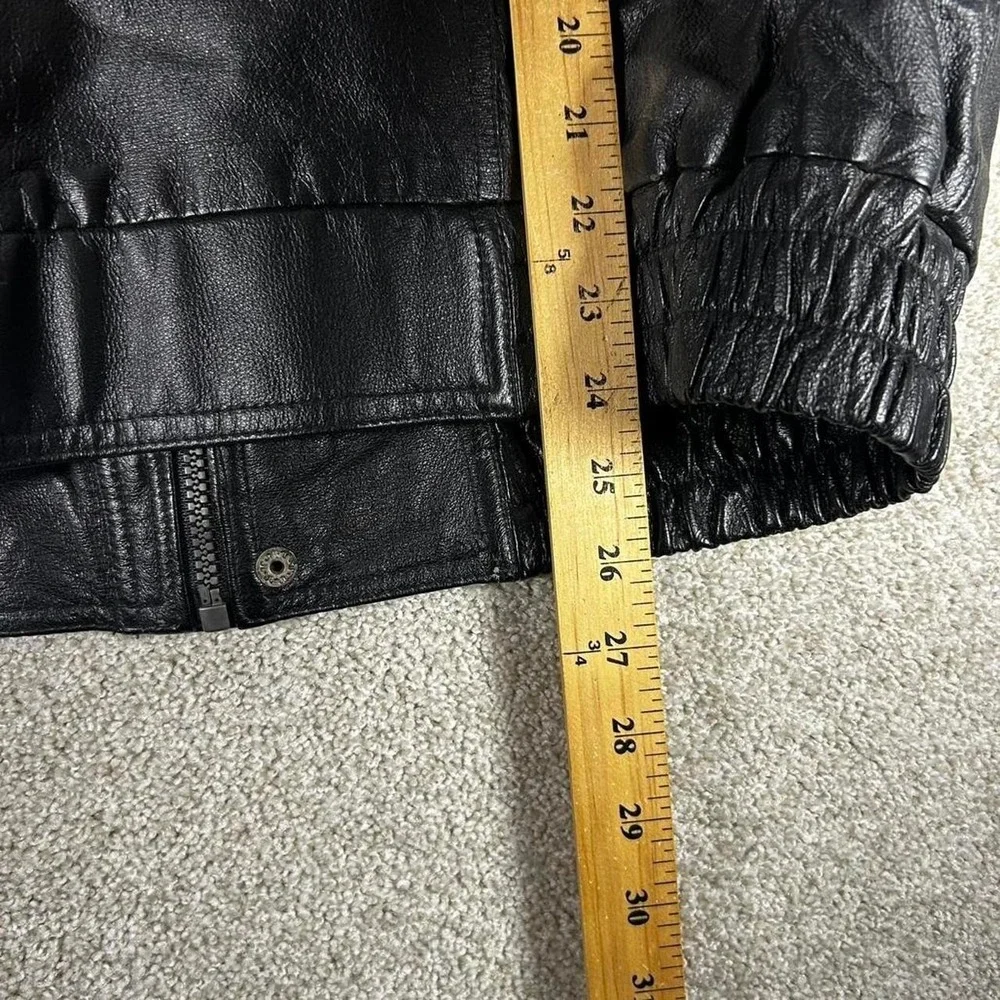 Vintage black leather biker style zip up bomber jacket Size M
